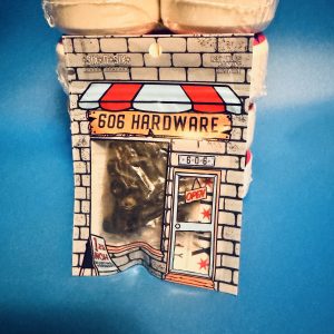 Six O Six 1 1/4" Phillips Hardware (Copy)