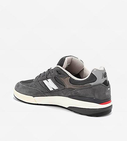 New Balance NM933GDY Andrew Reynolds